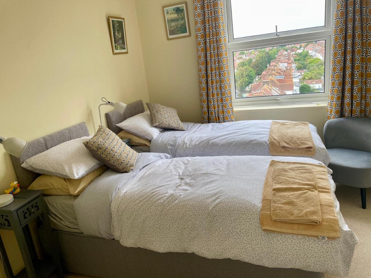 Seascape With Outstanding Sea Views Apartment Brighton Exterior photo