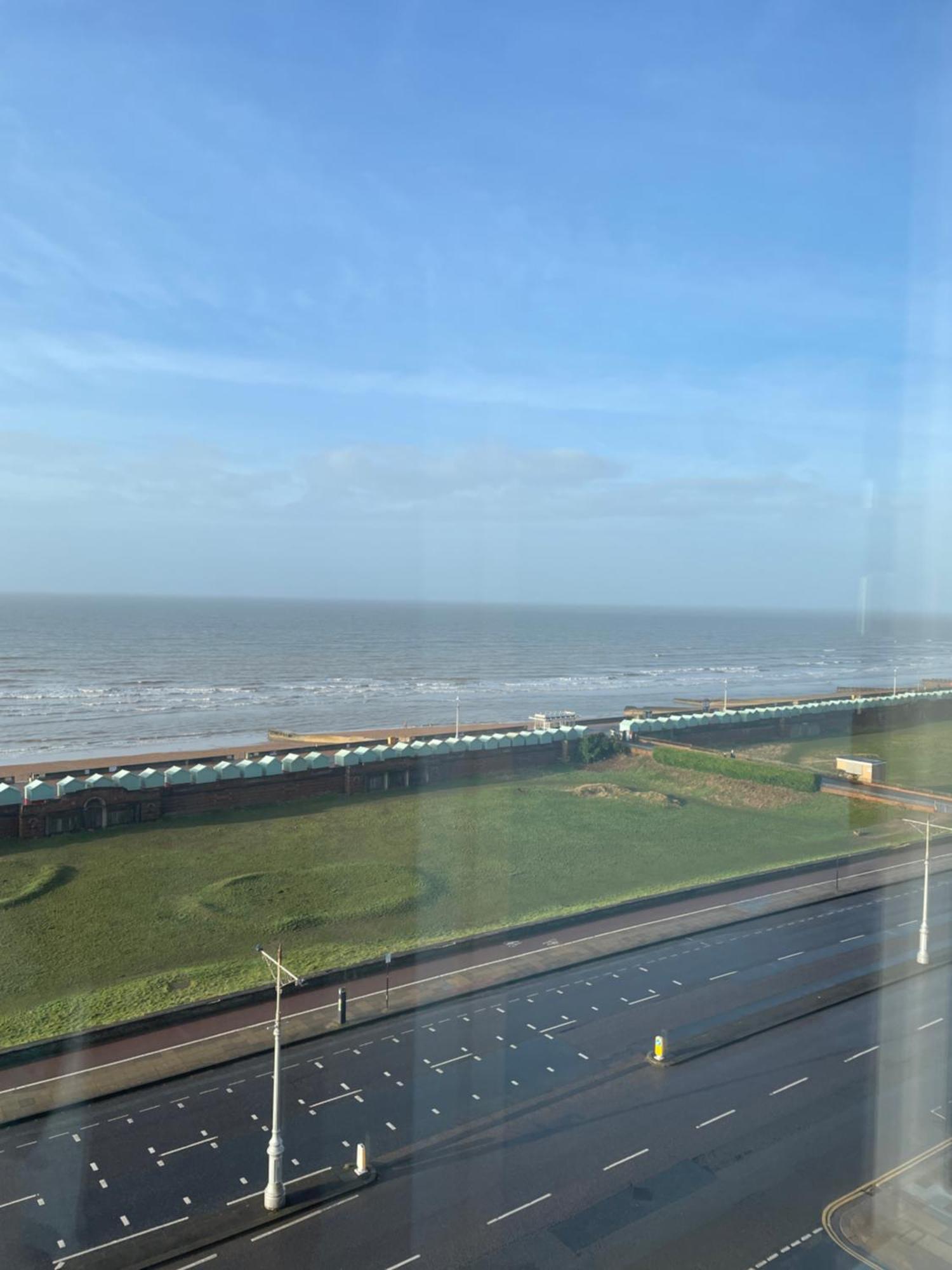 Seascape With Outstanding Sea Views Apartment Brighton Exterior photo